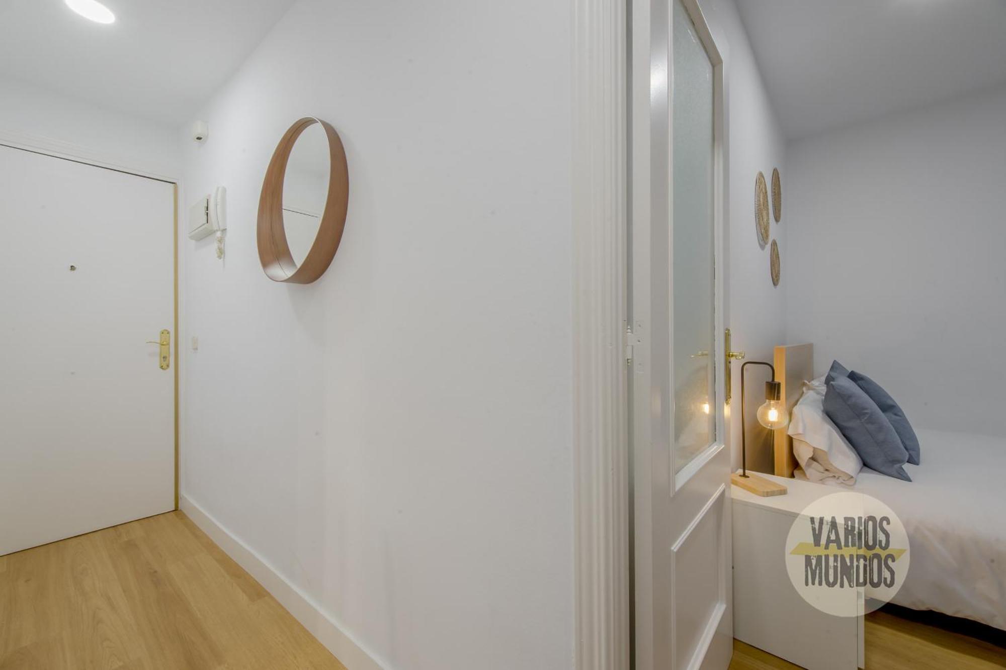 Calle Regueros Loft Para 3Pax En Pleno Chueca Madrid Ngoại thất bức ảnh